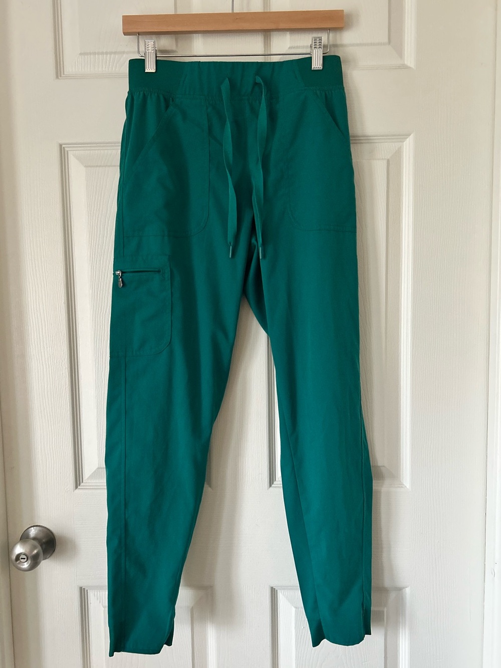 ADAR Pro Hunter Green Jogger Scrub Pants Athletic Cargo Pocket Women's Small